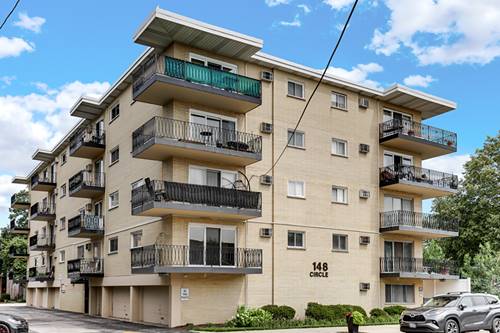 148 Circle Unit 201, Forest Park, IL 60130