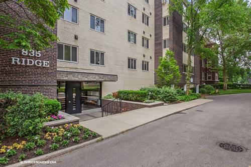 835 Ridge Unit 402, Evanston, IL 60202