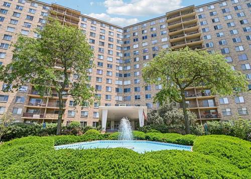 6833 N Kedzie Unit 504, Chicago, IL 60645