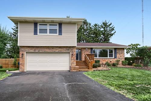 816 W Heritage, Addison, IL 60101
