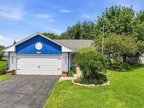592 Bluff, Carol Stream, IL 60188