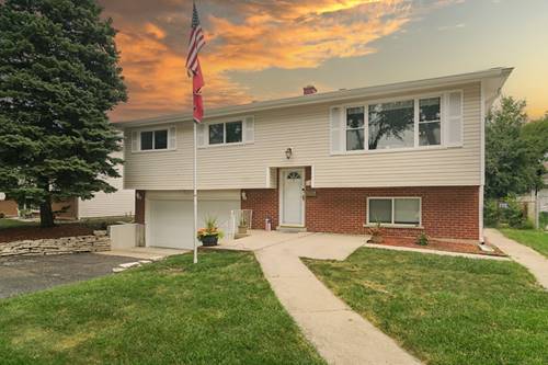 117 S Evergreen, Addison, IL 60101