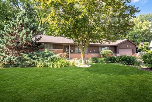 10 Hollycourt, Lake Zurich, IL 60047