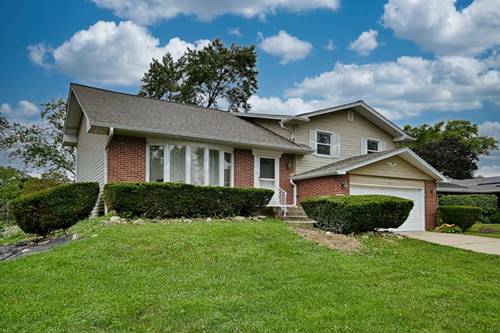 208 Sumac, Schaumburg, IL 60193