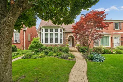 6638 N Trumbull, Lincolnwood, IL 60712