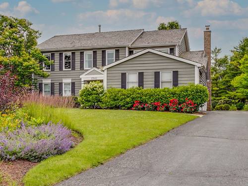 17945 W Pond Ridge, Gurnee, IL 60031