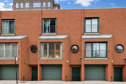 171 W Goethe Unit B, Chicago, IL 60610