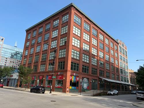 1017 W Washington Unit 2E, Chicago, IL 60607