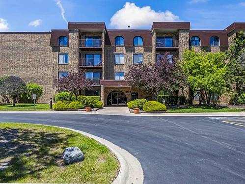 2100 Valencia Unit 300B, Northbrook, IL 60062