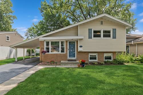 575 Lowden, Glen Ellyn, IL 60137