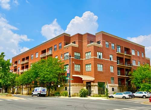 3300 W Irving Park Unit H5, Chicago, IL 60618