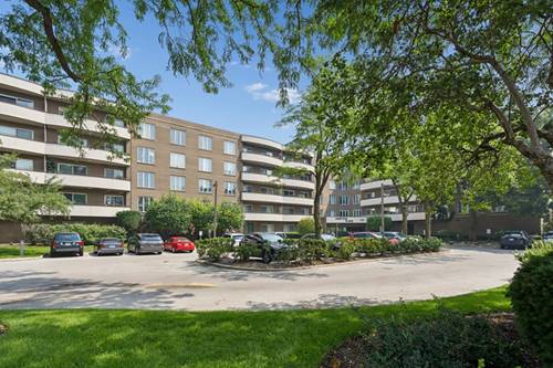 7201 N Lincoln Unit 203, Lincolnwood, IL 60712