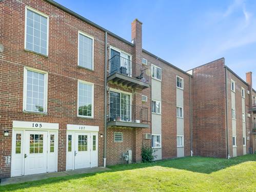 107 W Elk Unit 206, Carol Stream, IL 60188