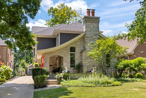 580 Lee, Glen Ellyn, IL 60137