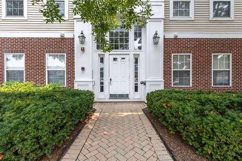 3275 Stratford Unit 2-C, Lake Bluff, IL 60044
