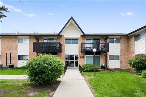 20A Kingery Quarter Unit 201, Willowbrook, IL 60527