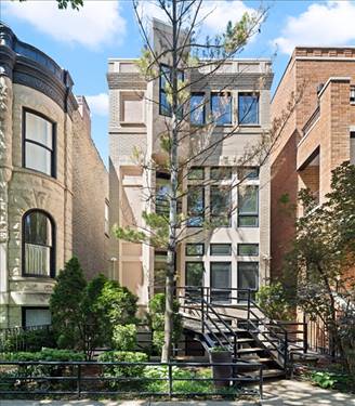 930 W Wolfram, Chicago, IL 60657