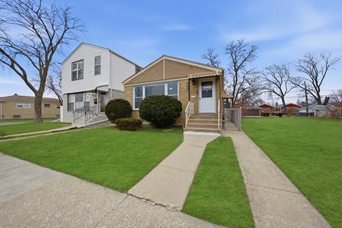 4605 S Laramie, Chicago, IL 60638
