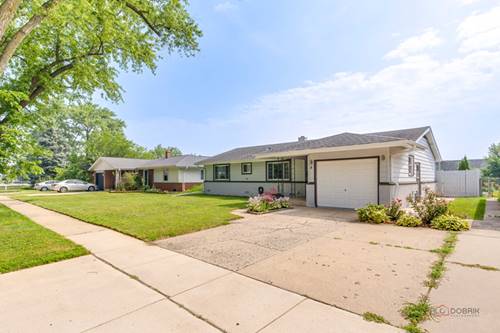 5 Wildwood, Elk Grove Village, IL 60007