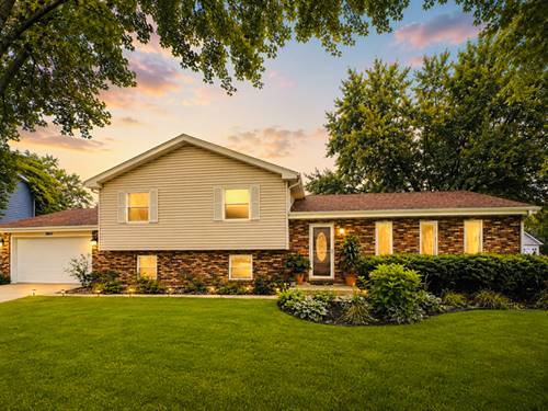 2613 Midland, Naperville, IL 60564