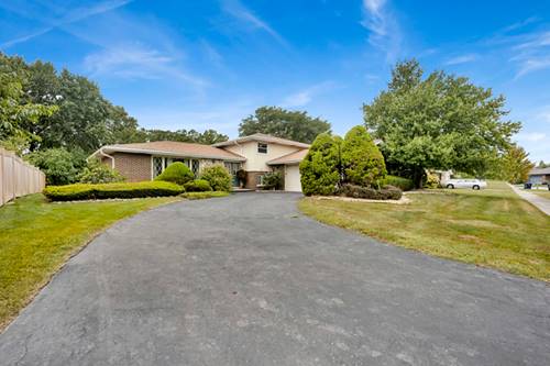 8823 Prestwick, Orland Park, IL 60462