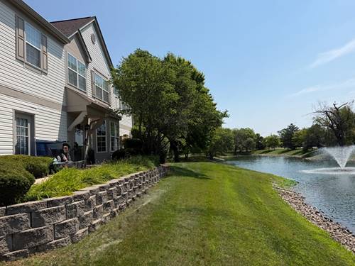 2716 Rockport, Naperville, IL 60564