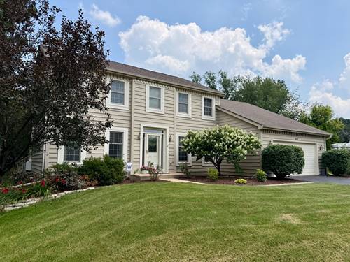 832 Wexford, Naperville, IL 60540