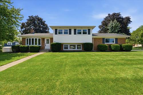 37 E Weathersfield, Schaumburg, IL 60193
