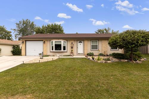 113 David, Streamwood, IL 60107
