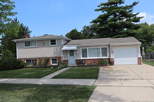 182 Roxbury, Des Plaines, IL 60018