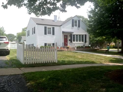 943 S Charlotte, Lombard, IL 60148