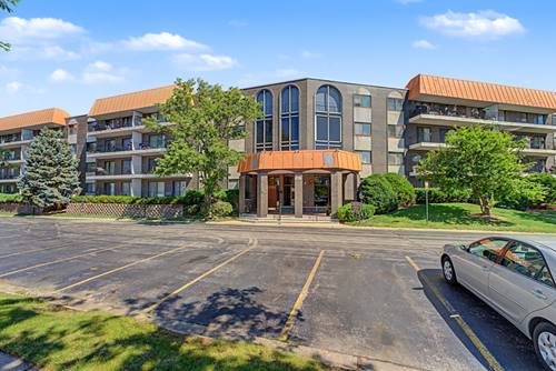 4900 Foster Unit 407, Skokie, IL 60077