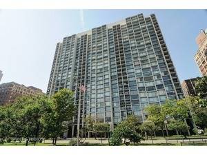 3200 N Lake Shore Unit 410, Chicago, IL 60657