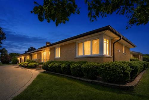 8231 W Berwyn, Chicago, IL 60656
