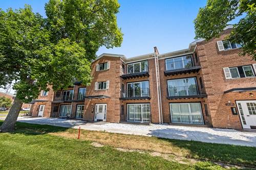 10225 Dearlove Unit 301, Glenview, IL 60025