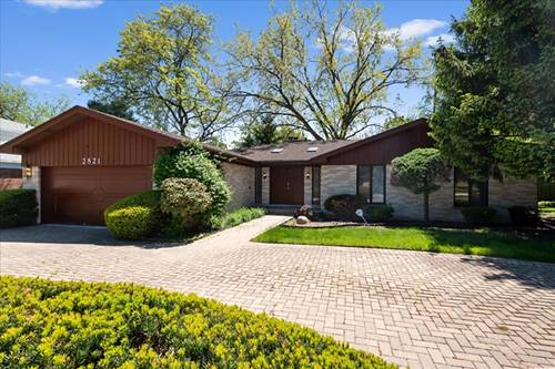 2821 Covert, Glenview, IL 60025