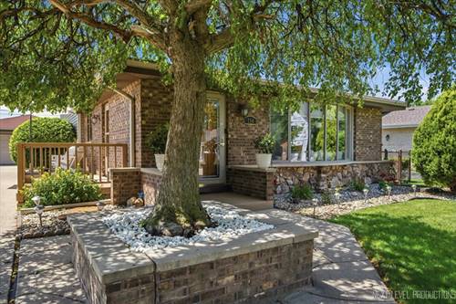 754 N Michigan, Elmhurst, IL 60126
