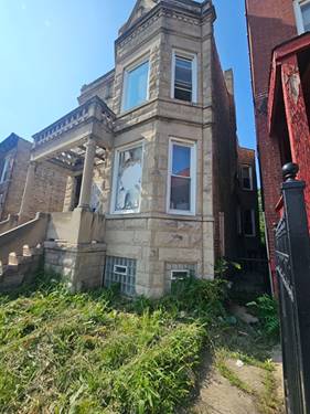 3332 W Congress, Chicago, IL 60624