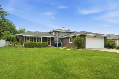601 Honey Locust, Darien, IL 60561
