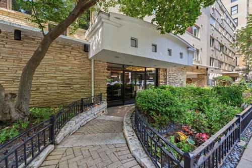 426 W Barry Unit 407, Chicago, IL 60657