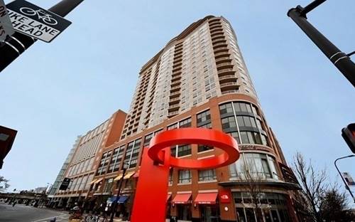 807 Davis Unit 1211, Evanston, IL 60201
