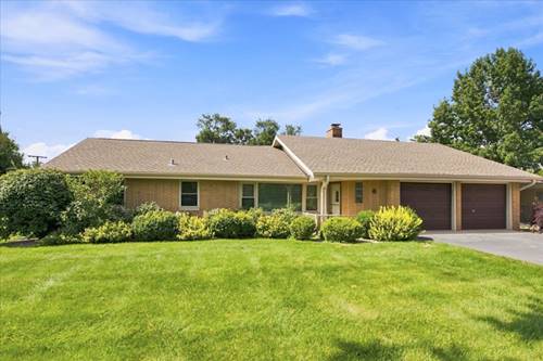6 Meadowood, Oak Brook, IL 60523