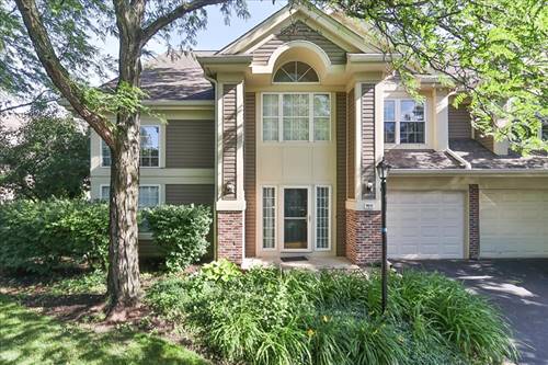 725 Deep Wood, Elk Grove Village, IL 60007