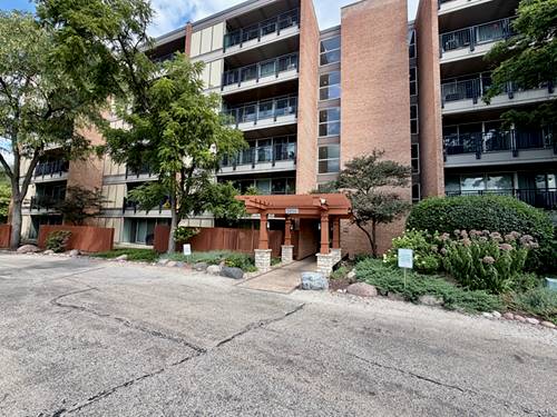 5950 Oakwood Unit 3M, Lisle, IL 60532