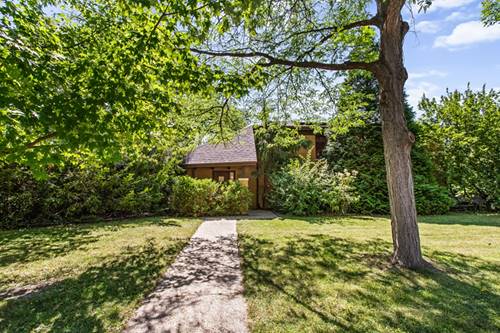 4529 W Columbia, Lincolnwood, IL 60712