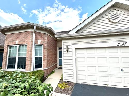 21562 Victory Lake, Crest Hill, IL 60403