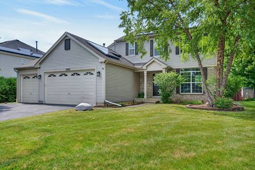 10669 Wheatlands, Huntley, IL 60142