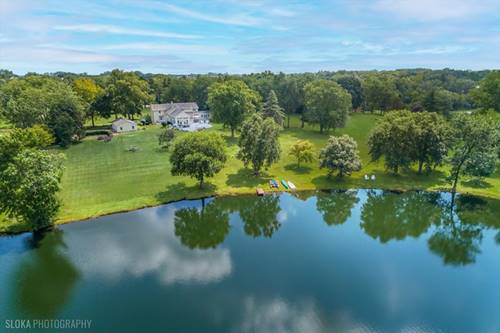 62 Dundee, Barrington Hills, IL 60010