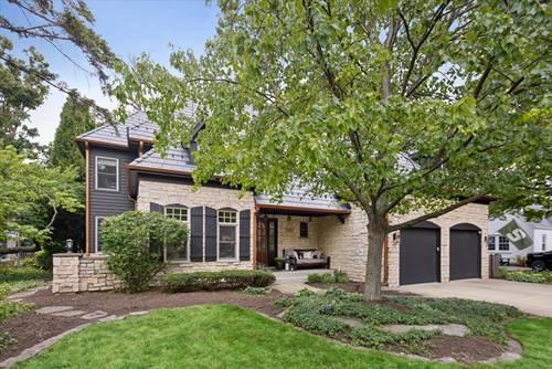 678 Oak, Glen Ellyn, IL 60137