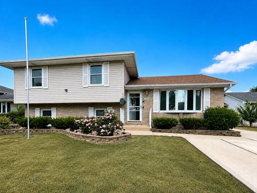1414 Howland, Joliet, IL 60431